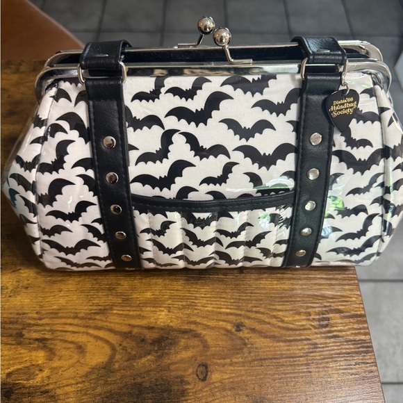 Diabla 66 Handbag Society Black and White Bat Kisslock Bag - Picture 1 of 9